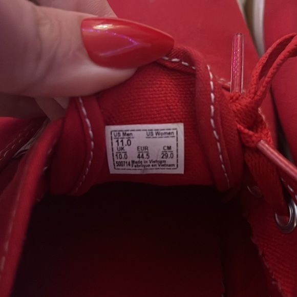Red vans - Picture 4 of 4